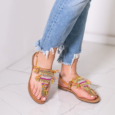 OUTLET Barna szandál dekoratív gyöngyökkel Itelija - Cipő