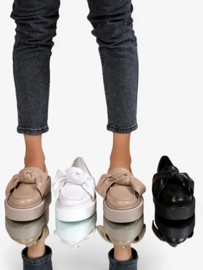 Royalfashion Elegáns női mokaszin masnival Ortto