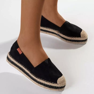 OUTLET Fekete női espadrillák a Molandia platformon - Cipők