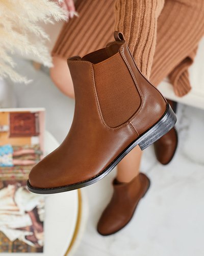 Royalfashion Fekete női csizma a'la sztyblety díszítéssel Ederte