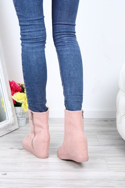 Różowe botki na koturnie Genesis - Obuwie