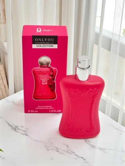 Inspirált Női Eau de Parfum NO.8122