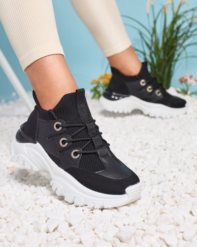 Női sportcipő fekete színben Hasola- Footwear