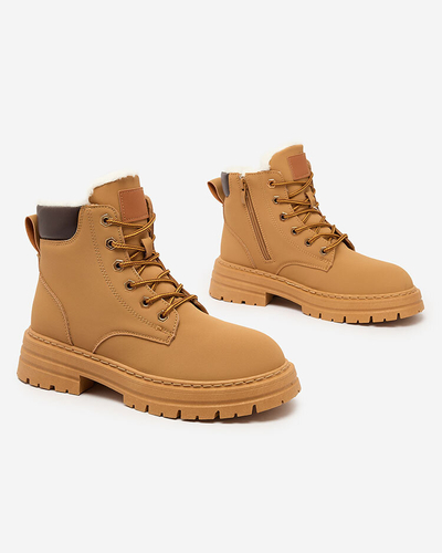 Royalfashion Camel női szigetelt Radoras trapper csizma