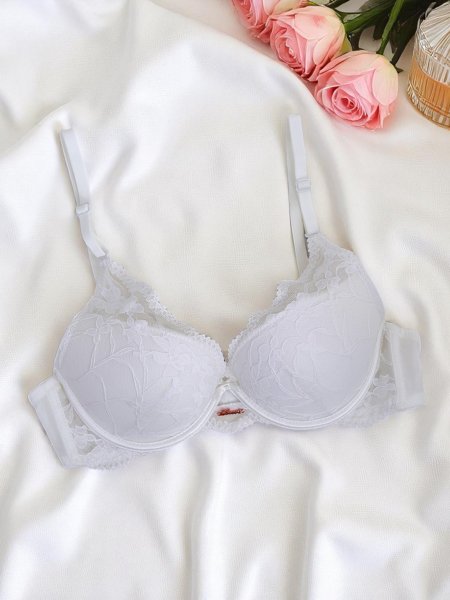 Royalfashion Női push-up csipkés melltartó Luna Push-Up