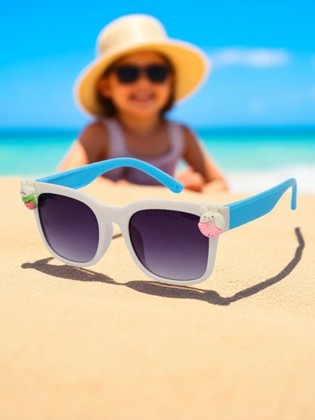 Royalfashion Gyermek napszemüveg díszítéssel Sunny Sparkle