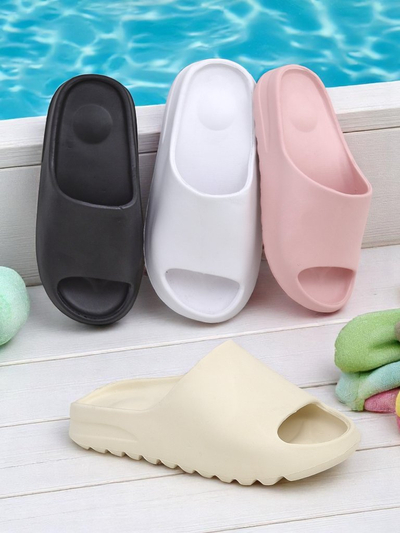 Royalfashion Női lapos talpú Easy Breeze papucs