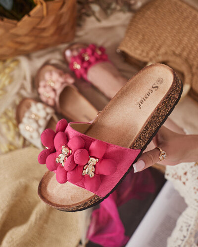 Royalfashion Női flip-flop arany mackókkal és virágokkal Isaralle