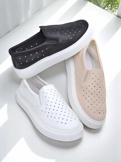 Callista bézs női slip-on cipő ökológiai bőrből, platformon