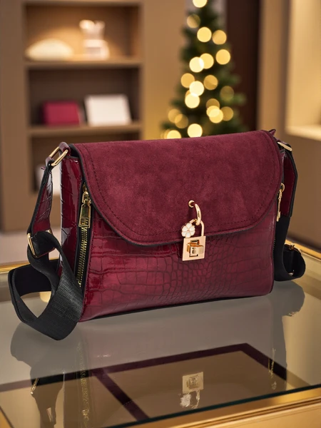 Kis női műbőr táska Narelle nyomással