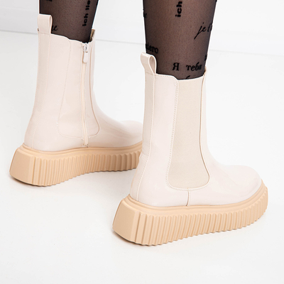 Bézs lakkozott női Monka csizma - Cipő