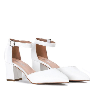 Białe czółenka na słupku Rimini - Obuwie