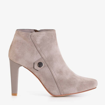 OUTLET Szürke női csizma magas sarkon Lotega - Lábbeli