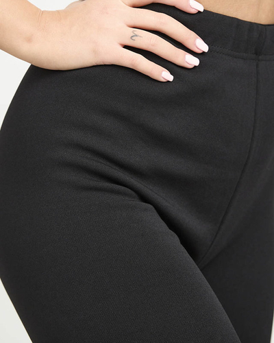 Fekete klasszikus női leggings szigeteléssel PLUSZ MÉRET - Ruházat
