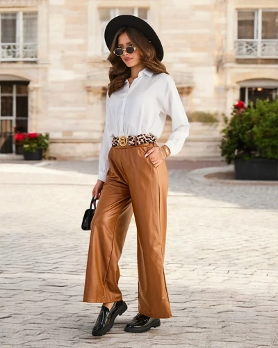 Royalfashion Széles női öko-bőr nadrág