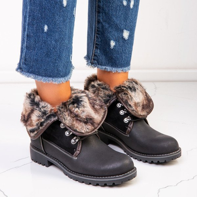 Czarne trapery z wywijaną cholewką Briathos - Obuwie