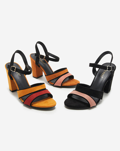 OUTLET Fekete női szandál oszlopon Hromm- Footwear