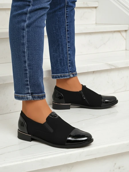 Aurelia Nero – elegáns női Royalfashion félcipő matt bőrből