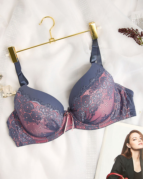 Royalfashion női melltartó csipkével díszítve