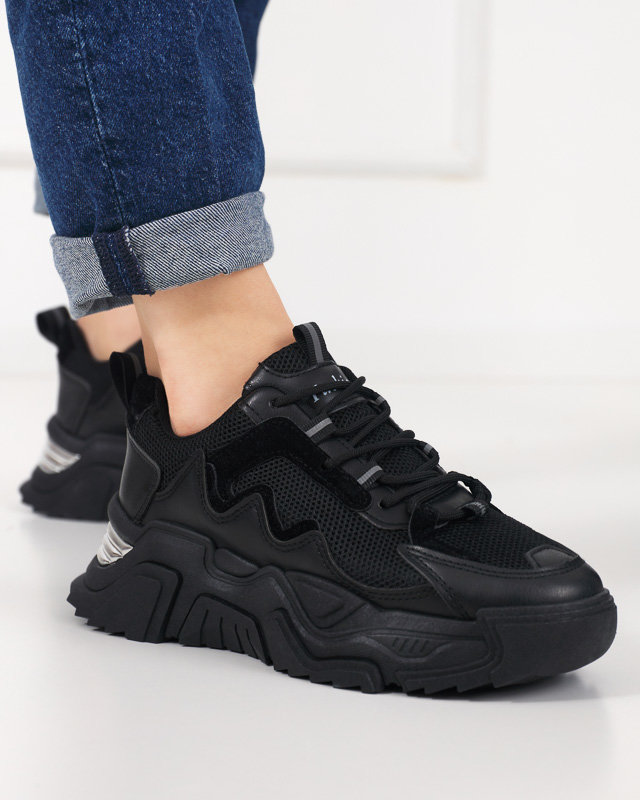 OUTLET Fekete női sportcipő hálós tornacipő Dewinso - Lábbeli