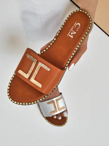 Royalfashion Női műbőr papucs díszítéssel Gildra