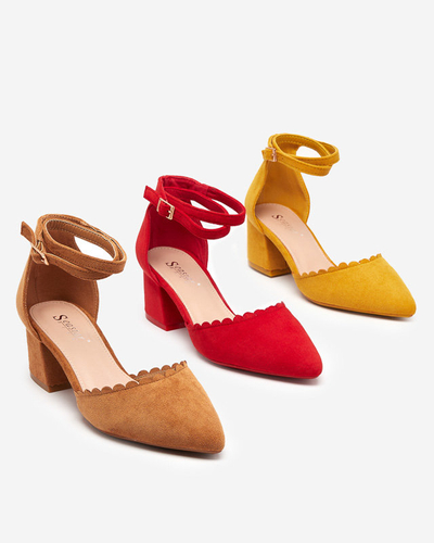 OUTLET Piros öko-velúr női szandál az Ametis postán - Lábbeli