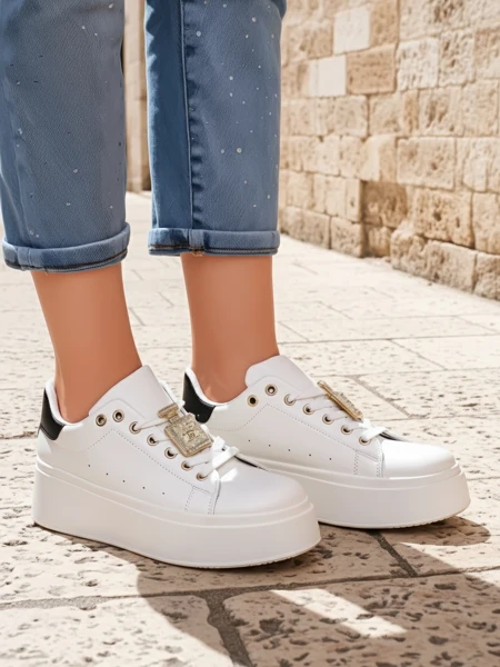 Royalfashion Női sportos Kisoffi tornacipő