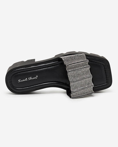 OUTLET Fekete női papucs cirkóniával Emkoy- Footwear