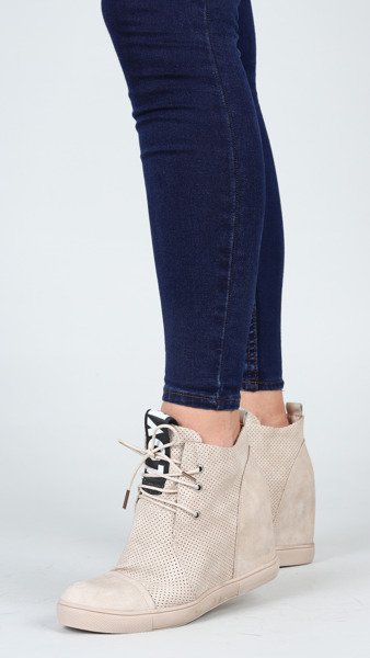 Beżowe sneakersy na krytym koturnie Abella - Obuwie