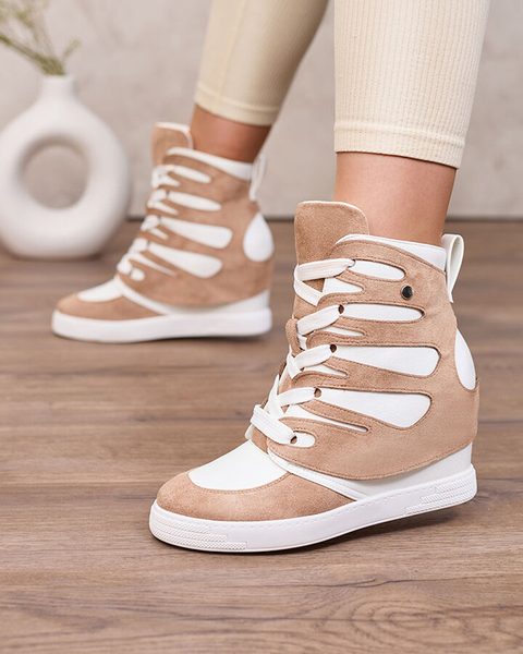 Royalfashion Világosbarna Pamstinsa női sportos sarkú csizma