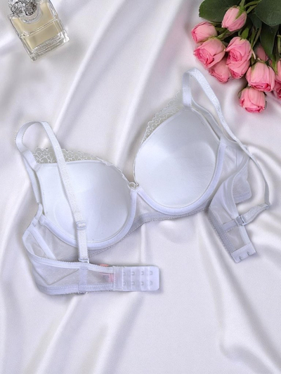 Royalfashion Női csipkés push-up melltartó Romance Push-Up