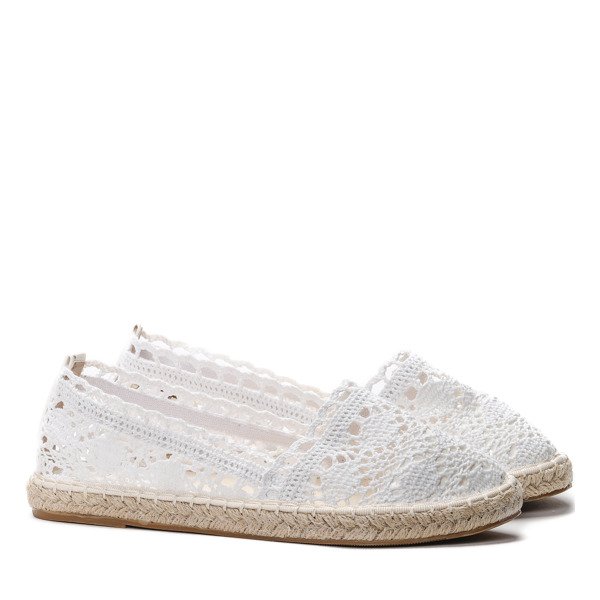 Białe, koronkowe espadryle- Obuwie