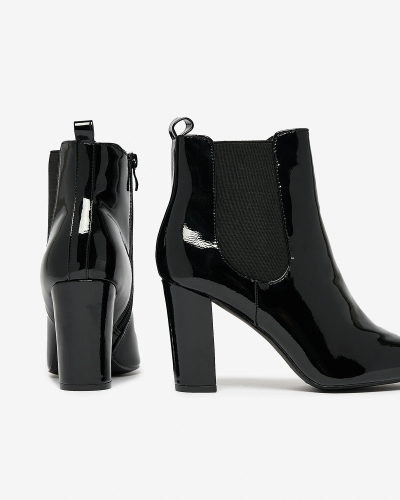 Royalfashion Fekete női Lady Jeny tűsarkú csizma