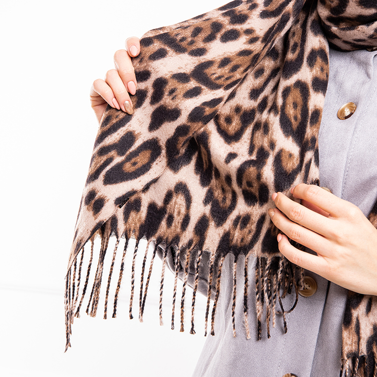 Mintás sál bézs színű, leopárd mintával - Tartozékok