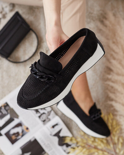 Royalfashion áttört női mokaszin láncos Isolla