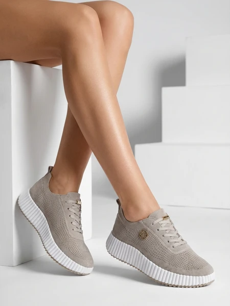 Royalfashion Női sportos fűzős sneaker Tobin