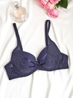 Sötétkék || niebieski