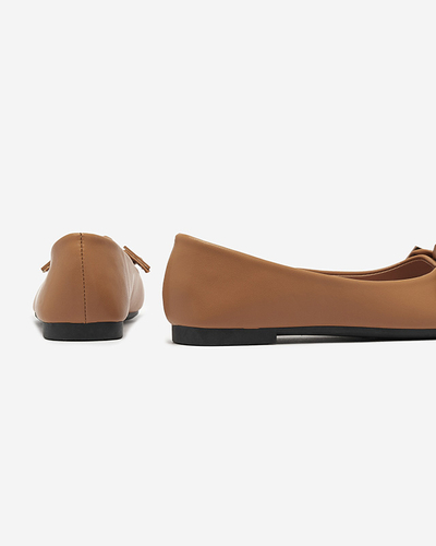 Női teve színű balerinák orrdíszítéssel Caxien- Footwear