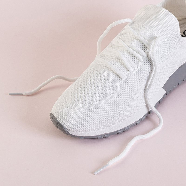 OUTLET Fehér női sportcipő a Buer-től - Lábbeli