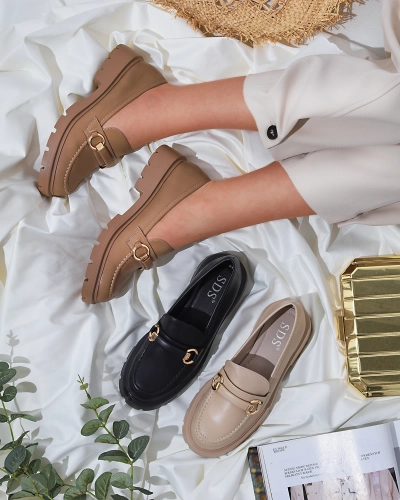 Royalfashion Női mokaszin világosbarna színben Desise