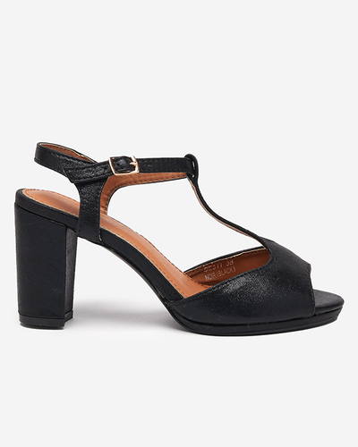 OUTLET Fényes fekete női szandál a Lonad-Footwear poszton