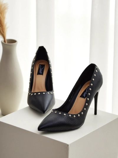 Royalfashion Női stiletto cipők szegecsekkel Koscalle