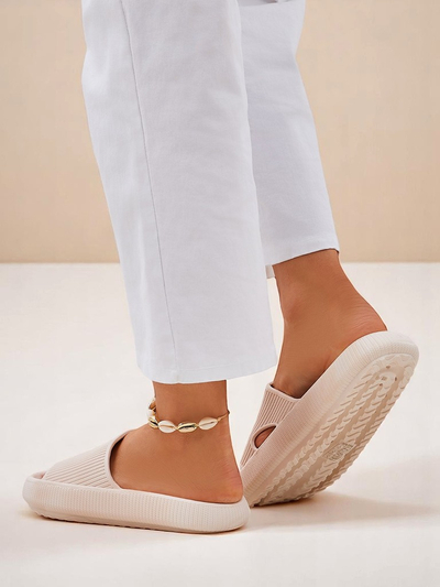 Royalfashion Női gumipapucs Bree