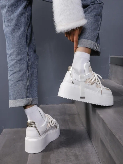Royalfashion Női sportos platform sneaker Aeroll