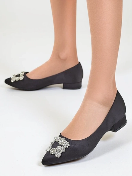 Royalfashion Női selyemhatású ballerina cipők csattal Legant