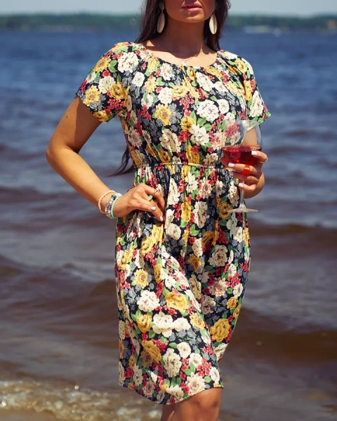 Royalfashion Női virágos miniruha a'la hiszpanka fekete színben