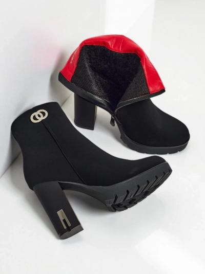 Olivane női bokacsizma matt eco bőrből, vastag sarokkal