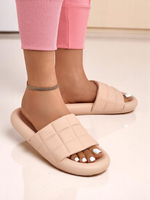 Világos rózsaszín