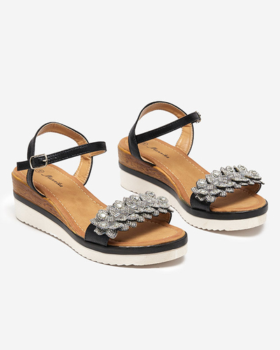 OUTLET Fekete női ékszandál cirkóniákkal Mafa-cipő