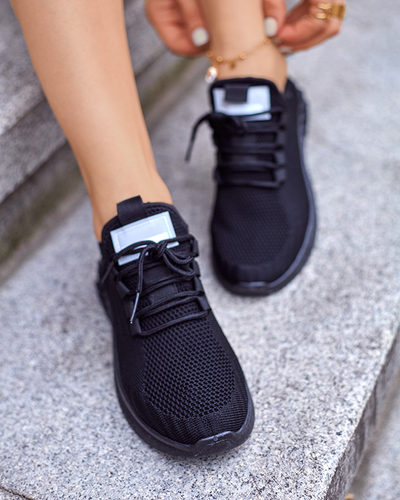 OUTLET Női szövet sportcipő fekete színben Ltoti- Footwear